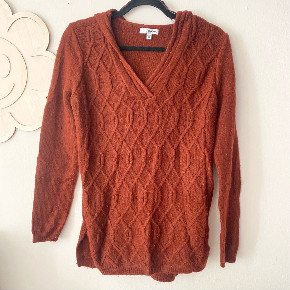 Sweater // - Picture 2 of 4